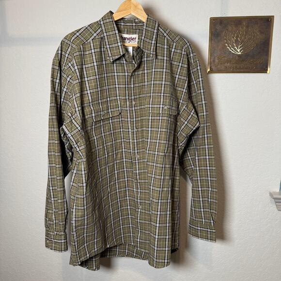 Men's Wrangler Rugged Wear Green Plaid Button Front Long Sleeve Shirt Size XL - Picture 2 of 7
